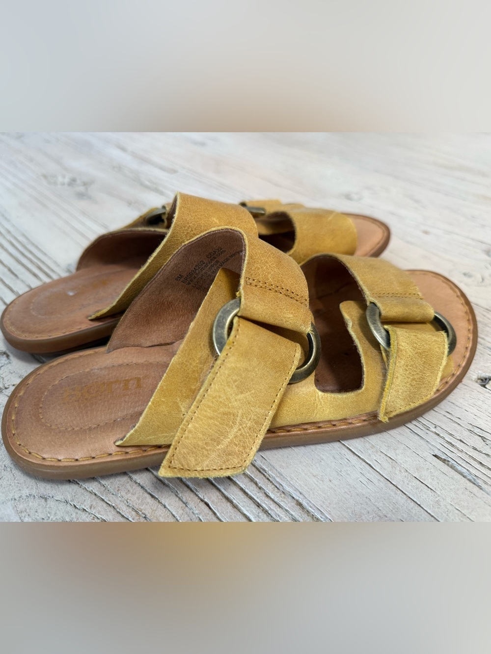 Women’s Born Marston yellow leather sandals size 8 - Picture 6 of 10